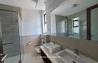 4 Bed House with Garden in Garden Estate - 6