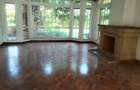 5 Bed Townhouse with En Suite in Rosslyn - 3