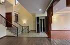 5 Bed Townhouse with En Suite in Lavington - 4
