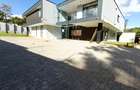 5 Bed House with En Suite in Nyari - 19