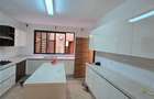 5 Bed Townhouse with En Suite at Lavington Off Convent Drive - 9