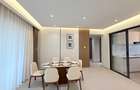 Serviced 2 Bed Apartment with En Suite at Windsor - 17