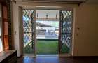 4 Bed Apartment with En Suite at 2Nd Parklands Avenue - 4