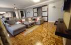 Furnished 3 Bed Apartment with Parking in Riverside - 14