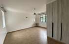 4 Bed Townhouse with En Suite in Ridgeways - 6