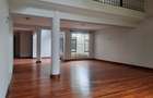 5 Bed Townhouse with En Suite in Lavington - 15