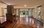 5 Bed Townhouse with En Suite in Rosslyn - 2