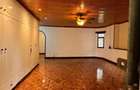 5 Bed House with En Suite in Runda - 12