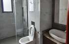4 Bed Apartment with Swimming Pool in Riverside - 13