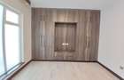 2 Bed Apartment with En Suite at Riverside Drive - 3