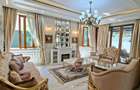 6 Bed Townhouse with En Suite in Lavington - 1