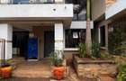 5 Bed Townhouse with En Suite at Lavington - 2