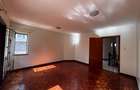 4 Bed Townhouse with En Suite in Spring Valley - 11