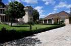 6 Bed House with En Suite at Panafric Lane - 2