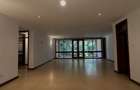 3 Bed Apartment with En Suite at Riverside Drive - 1