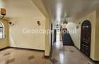 5 Bed House with En Suite in Riverside - 12
