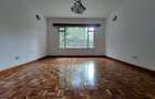 4 Bed Townhouse with En Suite at Lavington Road - 12