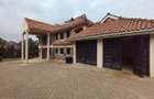 6 Bed Villa with En Suite at New Kitisuru - 20