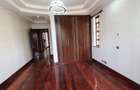 5 Bed Townhouse with En Suite in Runda - 9