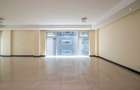 3 Bed Apartment with En Suite in Riverside - 6