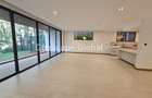 4 Bed Apartment with En Suite in Spring Valley - 3