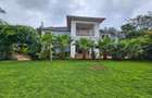 6 Bed House with En Suite in Runda - 2