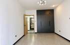1 Bed Apartment with Swimming Pool at Wood Avenue - 6