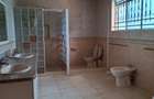 5 Bed House with En Suite in Runda - 20