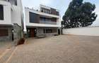 4 Bed Townhouse with En Suite at New Runda - 1