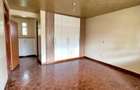 4 Bed Townhouse with En Suite at Galleria - 7