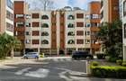 Serviced 1 Bed Apartment with En Suite at Kolobot Drive - 16