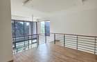 4 Bed Apartment with En Suite at Riverside Drive - 19