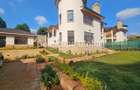 5 Bed House with En Suite in Nyari - 9