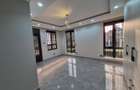 5 Bed House with En Suite in Runda - 17