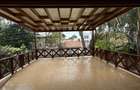 5 Bed Townhouse with En Suite at Convent Drive - 3