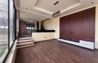 4 Bed House with En Suite in Membley - 2