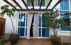 4 Bed House with En Suite in Lavington - 2