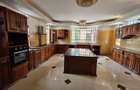5 Bed House with En Suite in Nyari - 5