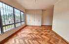 6 Bed House with En Suite in Loresho - 14