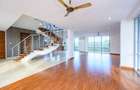 4 Bed Apartment with En Suite at Greenwood Drive - 1