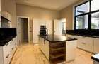 5 Bed Townhouse with En Suite at Loresho - 5