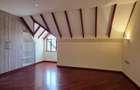 5 Bed Villa with En Suite in Lavington - 6