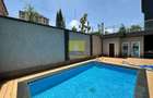1 Bed Apartment in Lavington - 12