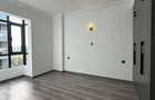 4 Bed Apartment with En Suite at Valley Arcade - 7