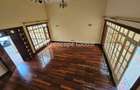 4 Bed Townhouse with En Suite in Kyuna - 8