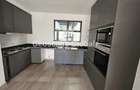 4 Bed Apartment with En Suite in Rosslyn - 4