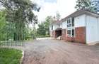 5 Bed House with En Suite at Rosslyn - 3