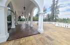 5 Bed House with En Suite at Nyari - 5