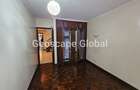 Furnished 3 Bed Apartment with En Suite in Riverside - 13