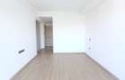 3 Bed Apartment with En Suite at Riverside Drive - 5